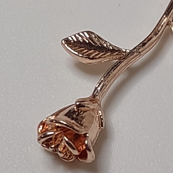 Cute Gold Tone Rose And S Initial Necklace Adjustable 18 to 19.5 Inches Long - Picture 7 of 12